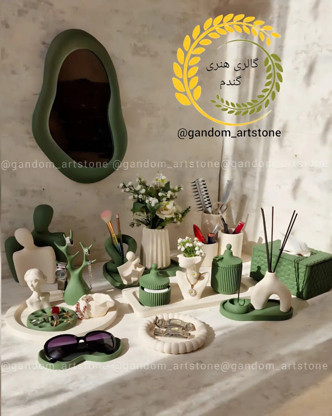 ست دکوری نظم دهنده میز آرایش 28 تیکه با ترکیب دو رنگ کرم استخونی و سبز
