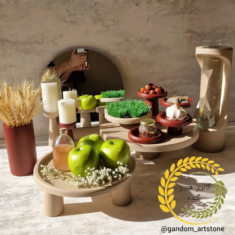 هفت سین خاص گالری گندم 12 تیکه بتنی بهمراه تنگ شیشه ای ، بطری سرکه ، جفت شمع استوانه و گندم خشک