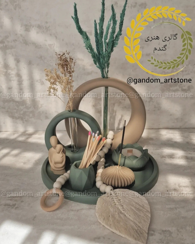 ست دکوری کامل بهمراه گل خشک و شمع ها و کبریت پایه بلند