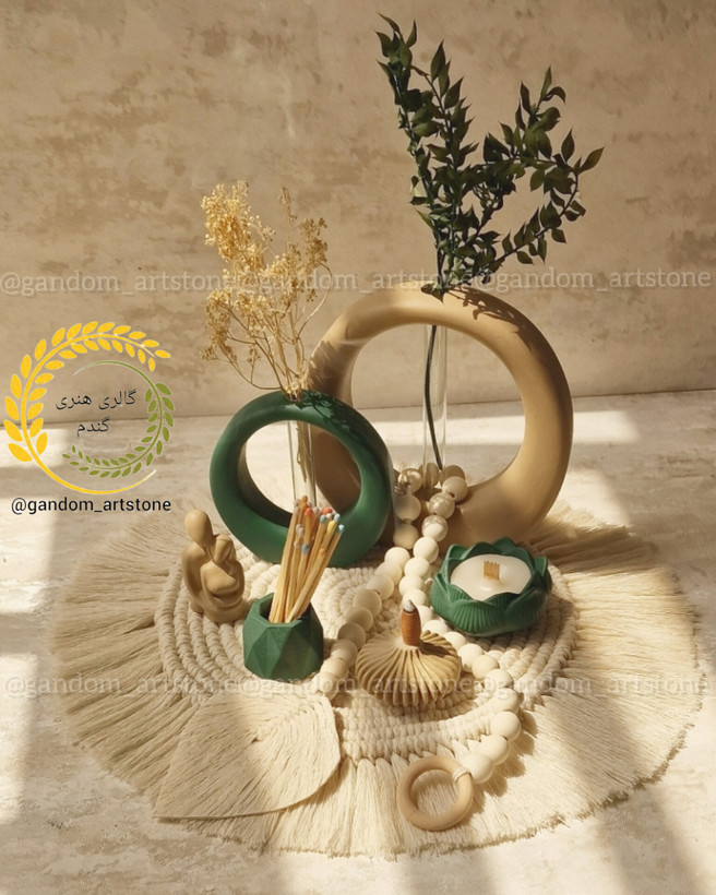 ست کامل دکوری بهمراه گل خشک و شمع و رانر و تسبیح دکوراتیو