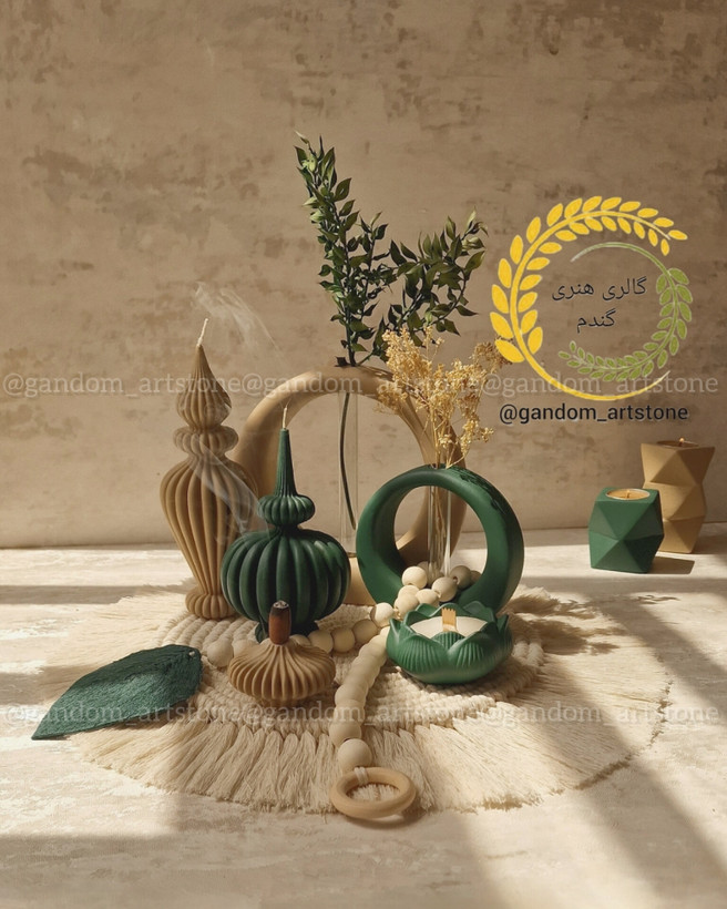 ست کامل دکوری بهمراه گل خشک و شمع ها و رانر و تسبیح دکوراتیو