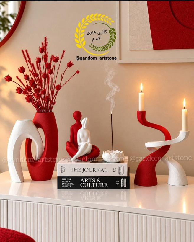 ست کامل دکوری بهمرا گل خشک شمع ها و دوتا کتاب دکوراتیو